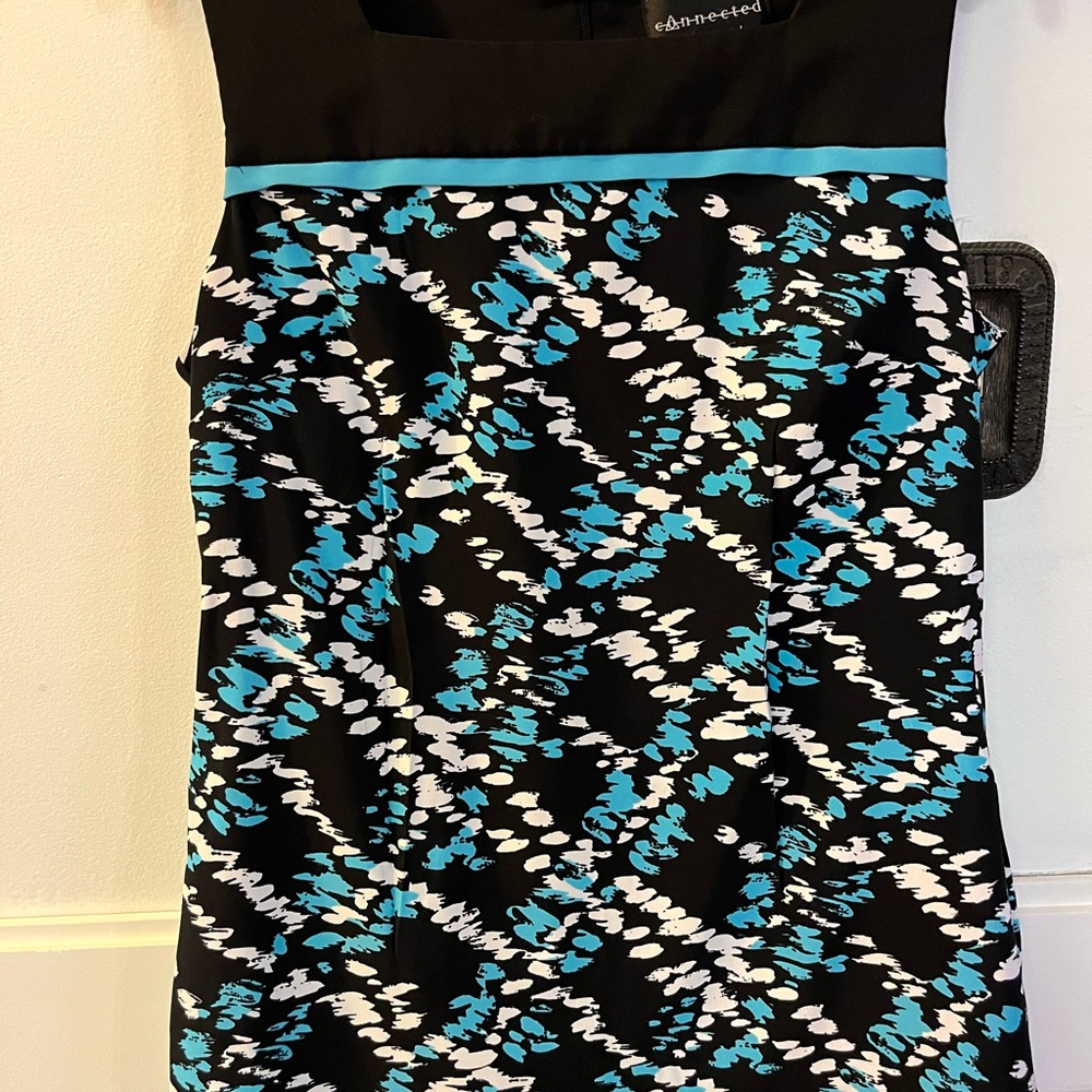 Connected Apparel  Black Sleeveless Top
